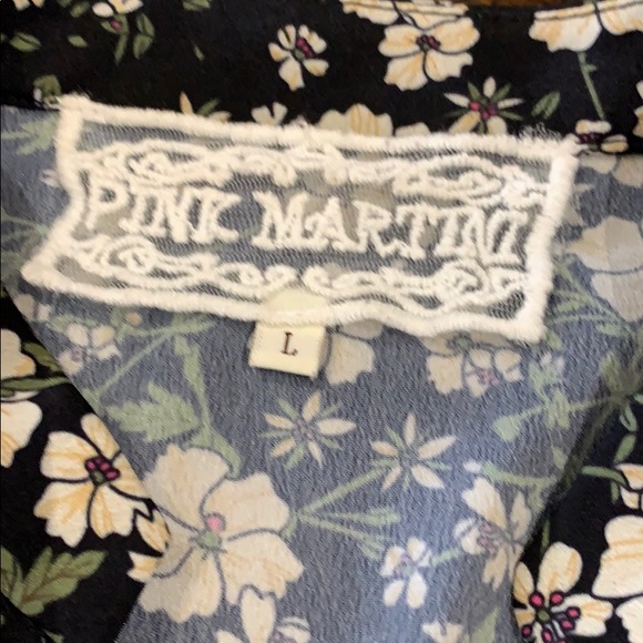 Pink Martini floral top - Picture 2 of 4